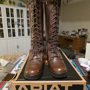 Ariat Women's Dark Brown Lace-Up Boots